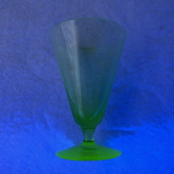 Green Uranium Glass Depression Cup Parfait Footed Panel Optic Fluted Vintage - Picture 5 of 12